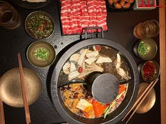 -晓宇重庆火锅(西安荟聚店)