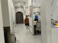 -HIMO海马体照相馆(上海华润CP静安店)