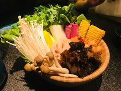 -湊湊火锅·茶憩(打浦桥日月光店)