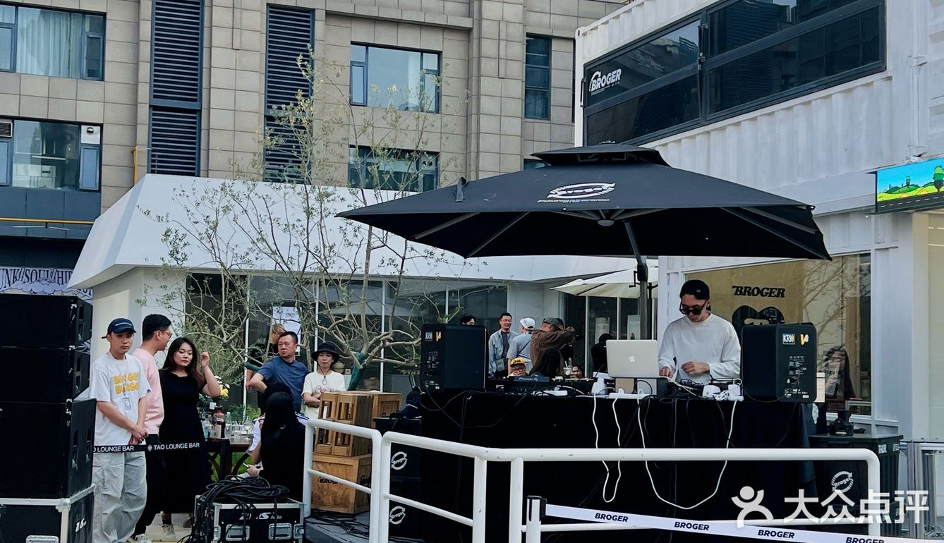 郑州｜Hugs这季新品太好喝了！夏日感受海风