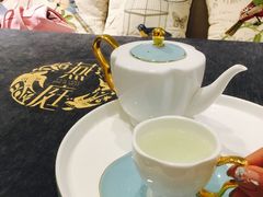 -燕庭·纯燕窝·甜品下午茶(南京西路店)