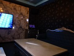 -K歌之王量贩式KTV(洪楼店)