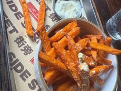 -Side Street街旁(交道口店)