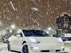-TESLA 特斯拉(郑州正弘城体验店)