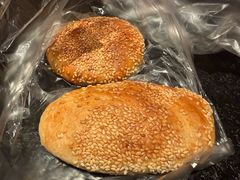 鸭油酥饼-小潘记鸭血粉丝汤
