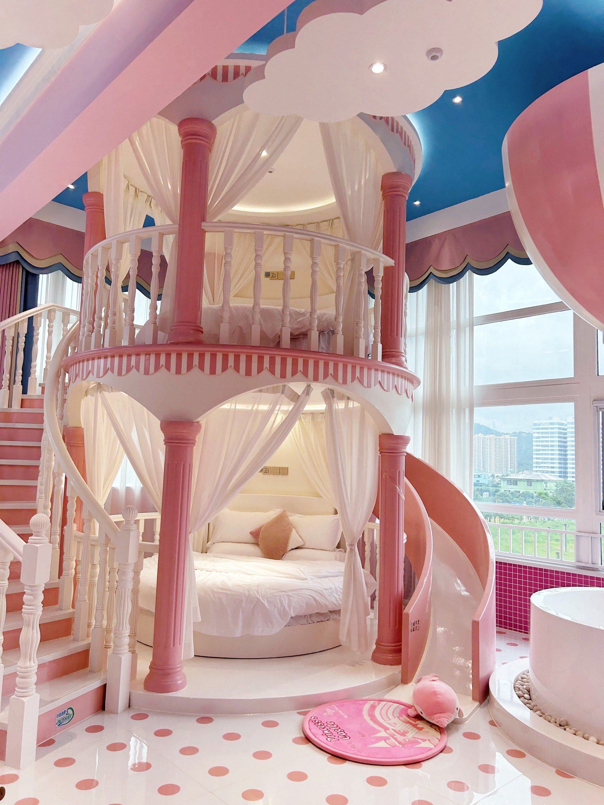 在珠海,实现了在粉色城堡里当小公主👸🏻