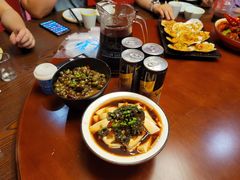 -虾弄弄海派小龙虾·牛羊蝎子火锅