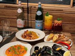 -Common Table · Brunch & Coffee