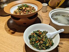 -聚鑫朋酸菜肥肠(文艺路口店)