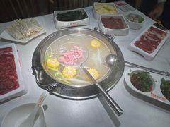 -浪里寻·臻牛养生牛肉火锅(方圆荟店)