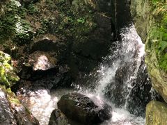 -藏龙百瀑风景区