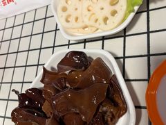 -山悦里 山野·鲜火锅(罗斯福广场店)