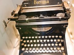 -陆汉斌打字机博物馆