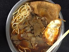 -薛记襄阳香辣牛肉面(平安路店)