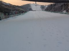 -蓟洲国际滑雪场