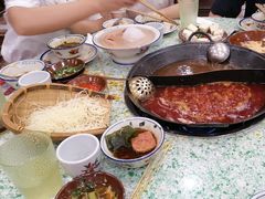 -鸿姐老火锅(疁城新天地店)