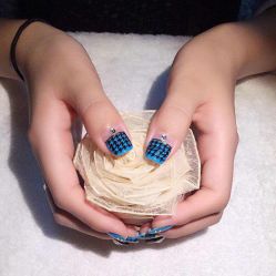 米卡美甲沙龙-EMILY艾枚莉美甲美睫·美颜·现磨咖啡