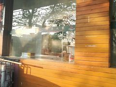 -湖南人家湘菜馆(镇江路店)