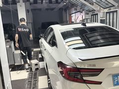 -鲨鱼皮汽车凹陷玻璃修复(静安店)
