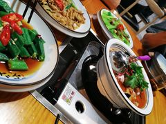 -九道菜有鸡鱼头(石鼓路店)