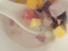 -乐咖啡西餐厅(太湖皇冠假日酒店)