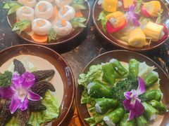 -憨孃孃·重庆老火锅(红山黑金店)