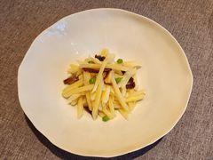油鸡枞拌茭白-荣府宴(南阳路店)