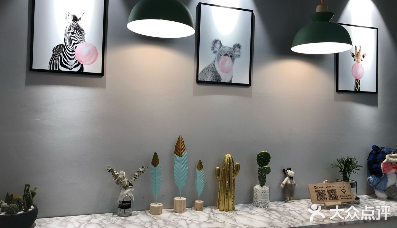 无意中看见这家店，清新淡雅