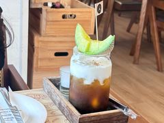 -Mark&Mars Restaurant