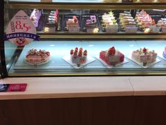 面包甜点陈列柜-御品轩(凤城二路店)