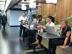 -维也纳国际机场