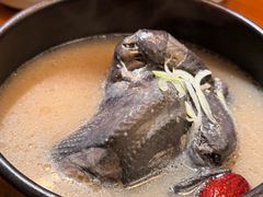 -长寿参鸡汤(朝韩风情街店)