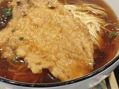秘制大排面-百年老字号·观振兴蟹黄面·三虾面·苏式面(观前街富仁坊巷店)