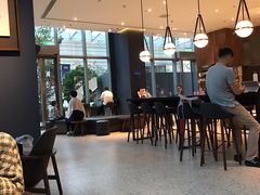 大堂-星巴克(凯德晶萃店)