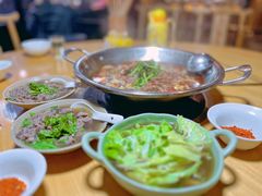 -大众跷脚牛肉馆·非遗传承单位(峨眉山店)