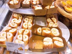 -巴黎贝甜(大宁国际商业广场店)