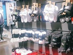 -NIKE品牌体验店(南京东路店)
