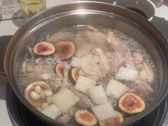 -烹然四季椰子鸡火锅(姚家园万象汇店)