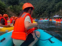 -安吉龙王山峡谷漂流
