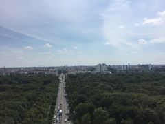 -胜利纪念柱