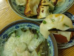 -无名氏宵夜小摊(祝家三姐妹馄饨店)