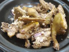 椒盐乳鸽-晶莹品鲜.顺德鱼生.特色桑拿菜