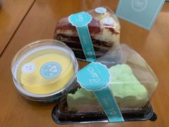 牛油果泡泡慕斯切块-7cake榴莲千层蛋糕(塘苗路店)
