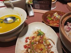 -荷栖小院·品质江西菜(红谷滩店)