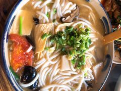三鲜米线-云上千禾(水上店)