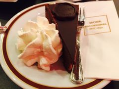 -Cafe Sacher(WIEN)