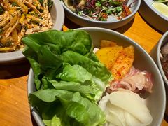 烤猪五花的配菜-SHAN山(前滩太古里店)