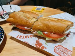 深海鲔鱼三明治-tapas by dos cielos西班牙餐厅(重庆光环购物公园店)