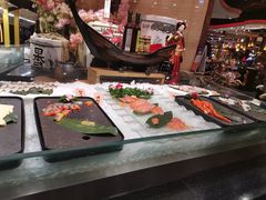 -四海一家自助餐(益田假日广场店)