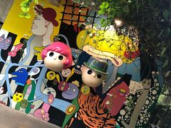 -莓园冰淇淋店
